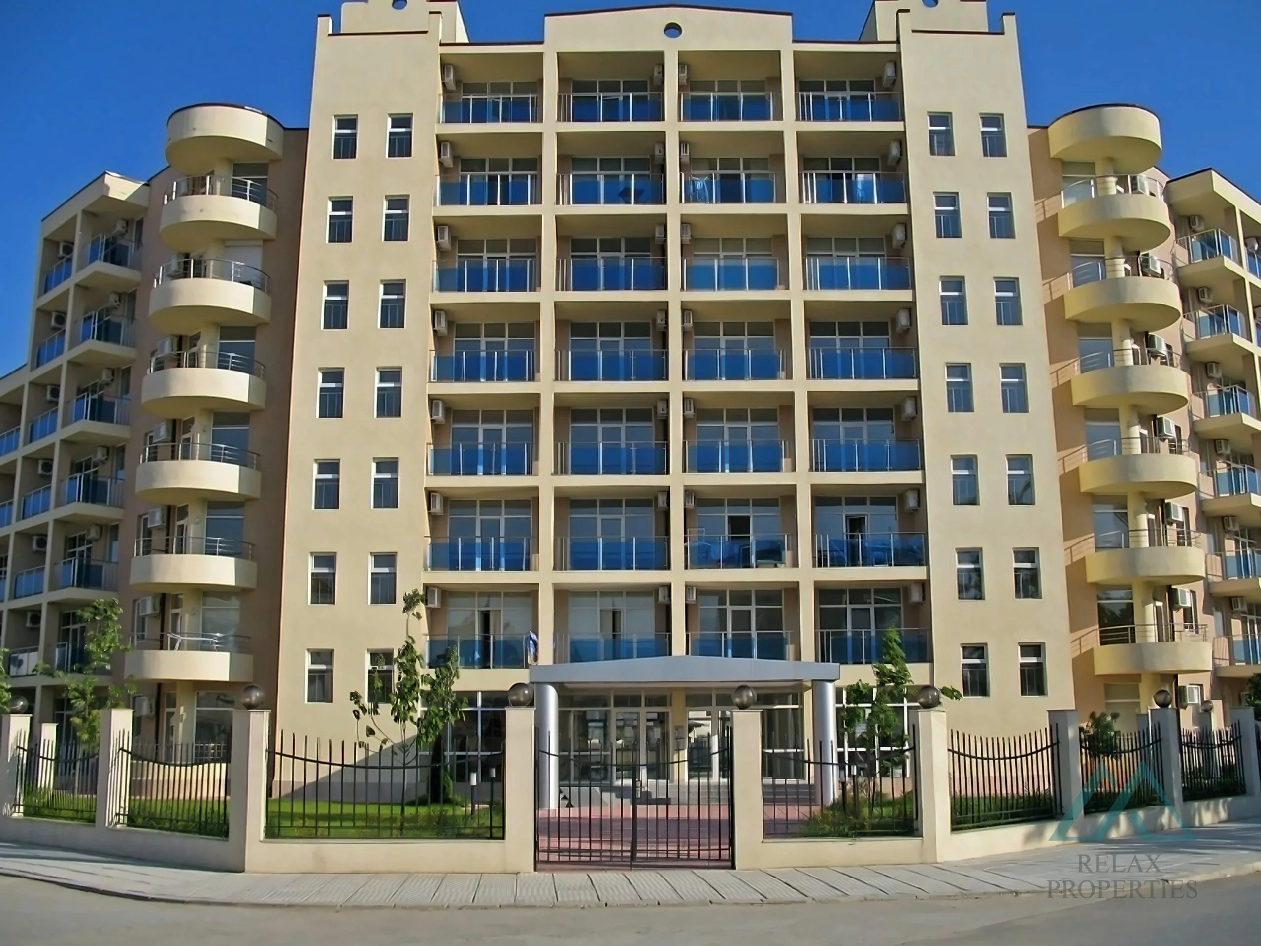 2-izbový luxusný apartmán s výhľadom na more, Romance Paris, 250m od mora, Sveti Vlas - foto 26