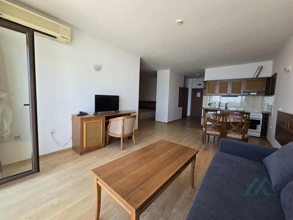 Prostorné apartmány 2+kk s výhledem na moře, luxusní 4* komplex Tiva Del Mar, první řada u moře, Sveti Vlas, Bulharsko - foto 1