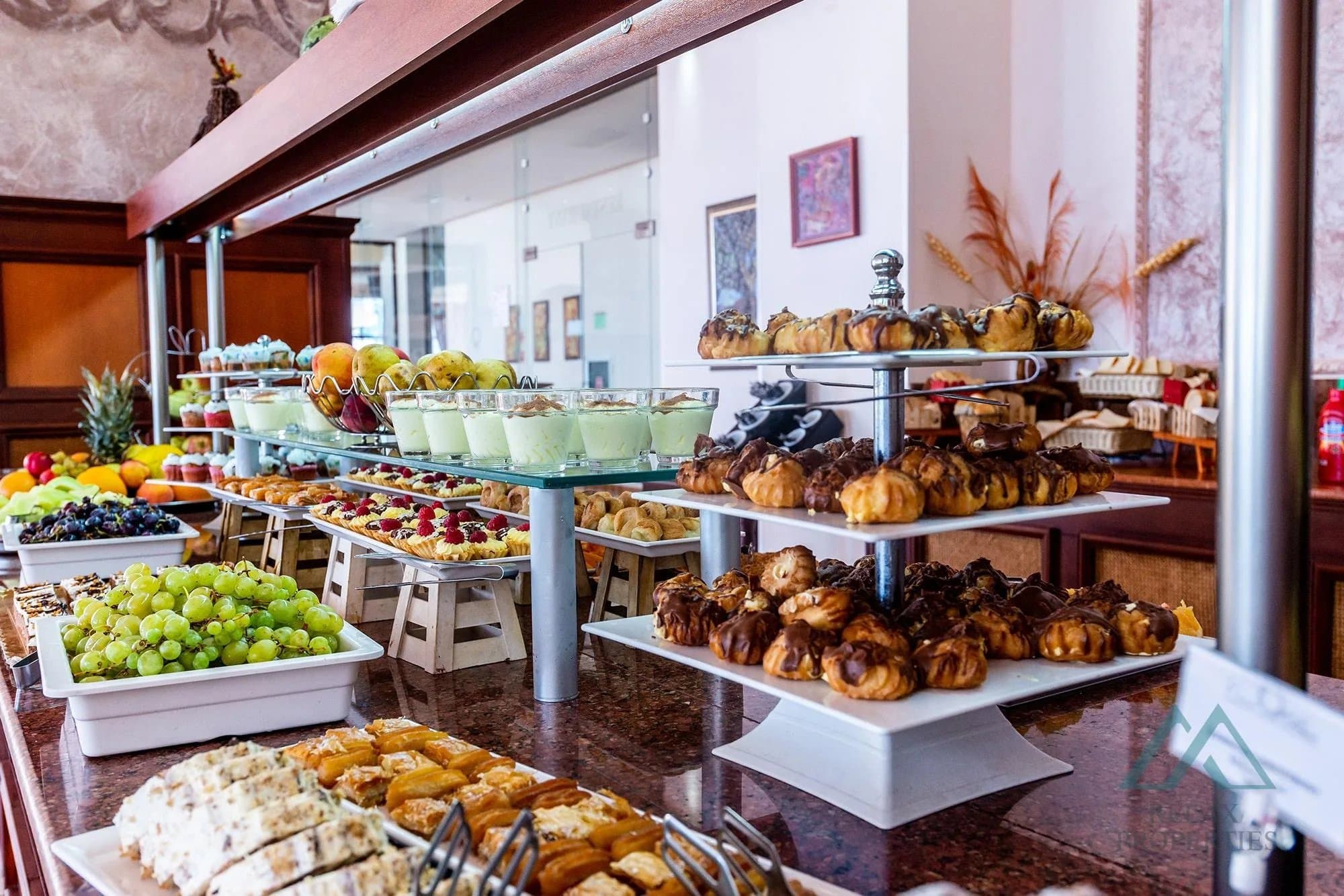 Prostorné apartmány 2+kk s výhledem na moře, luxusní 4* komplex Tiva Del Mar, první řada u moře, Sveti Vlas, Bulharsko - foto 46