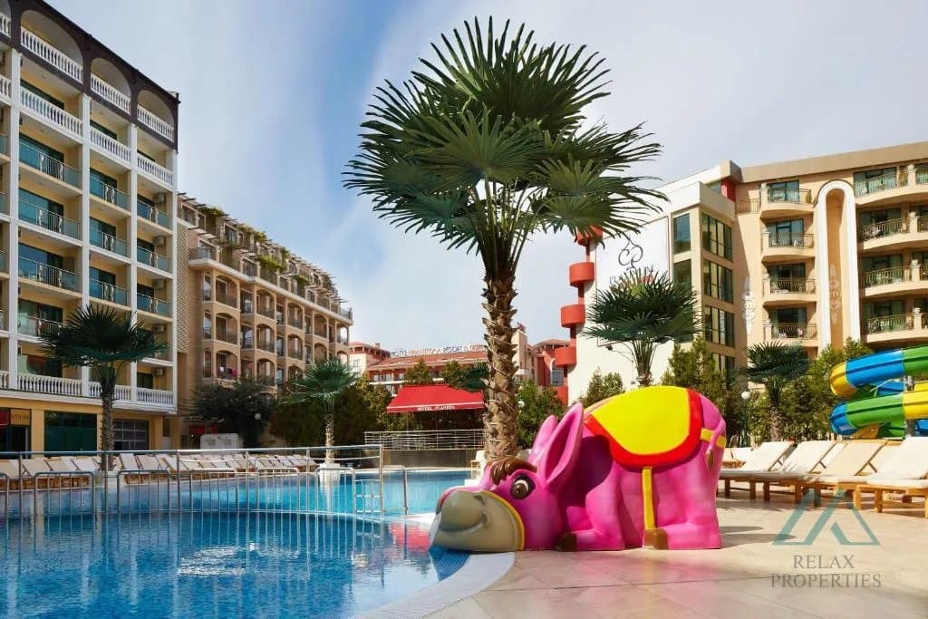 Velké studio v první linii s výhledem na bazén, 4* hotel Planeta a aquapark, 50 m od moře, Slunečné pobřeží, Bulharsko - foto 26