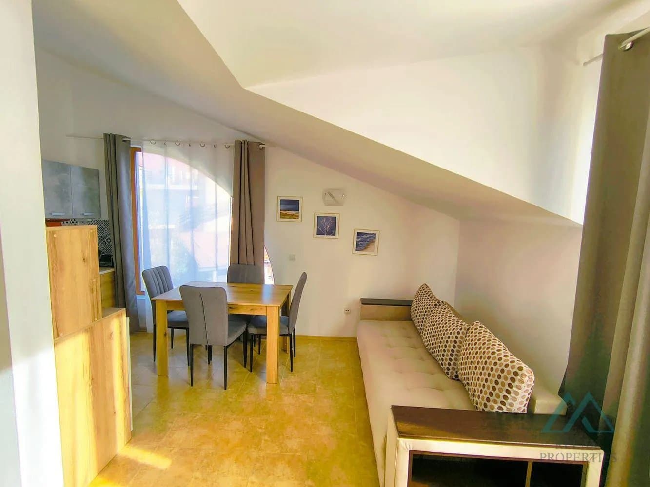 Prostorný apartmán se 2 ložnicemi, komplex Sea Lighthouse, Sveti Vlas, jen 200 m od moře, Bulharsko - foto 3