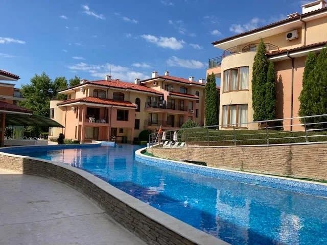 apartmán se 2 ložnicemi a výhledem na moře v komplexu Panorama Dreams, 150 m od moře, Sveti Vlas - foto 9