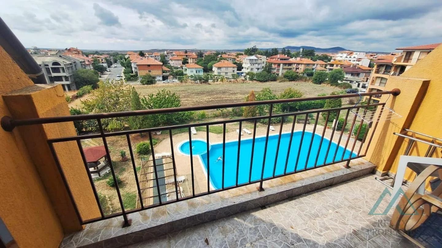 2 - izbový apartmán s 2 balkónmi v atraktívnom komplexe Chateau Aheloy, 200m od mora, Bulharsko - foto 12