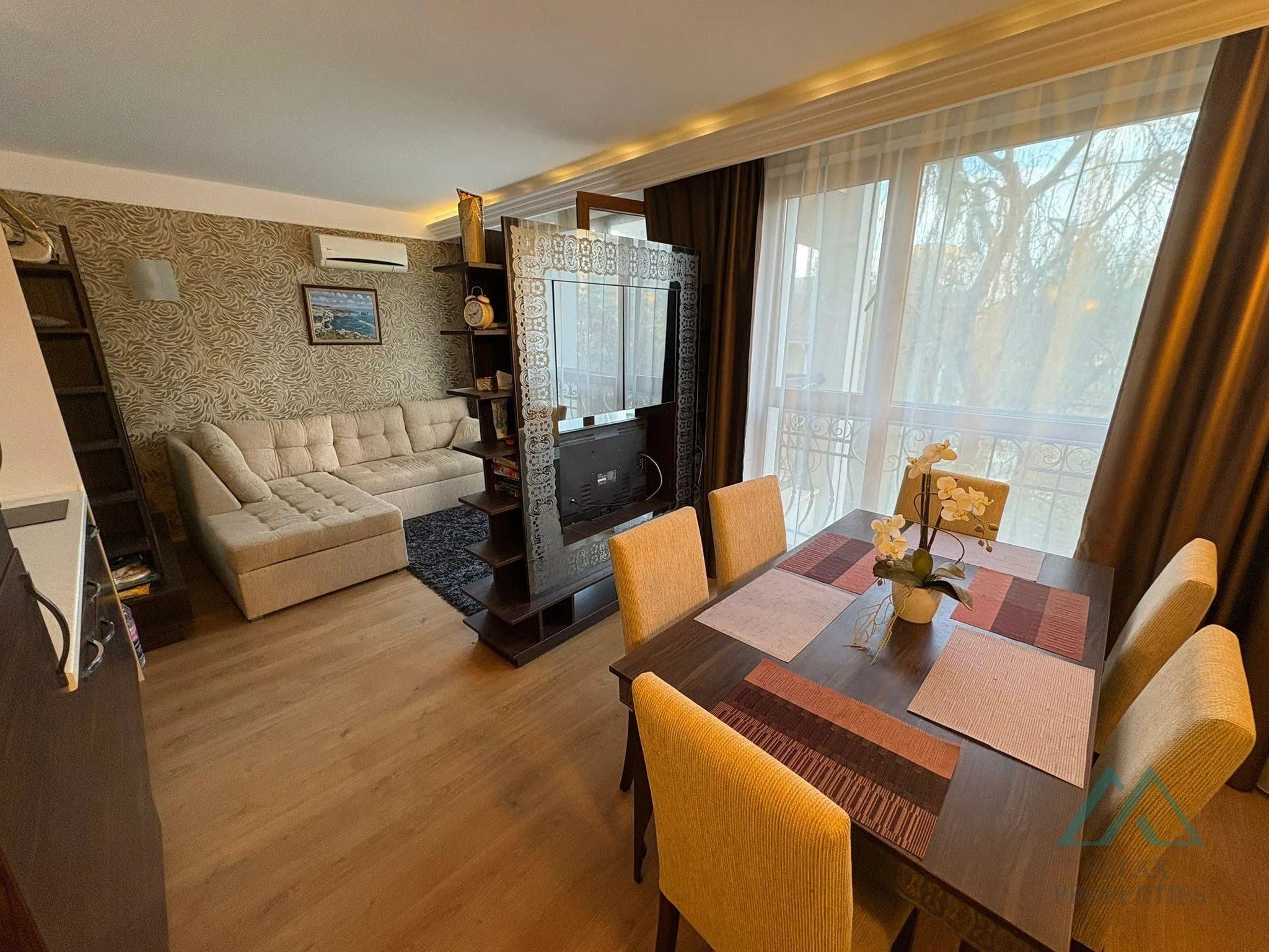Luxusní apartmán se 3 ložnicemi a 2 koupelnami, Harmony Palace, 400 m od moře, Slunečné pobřeží - foto 16