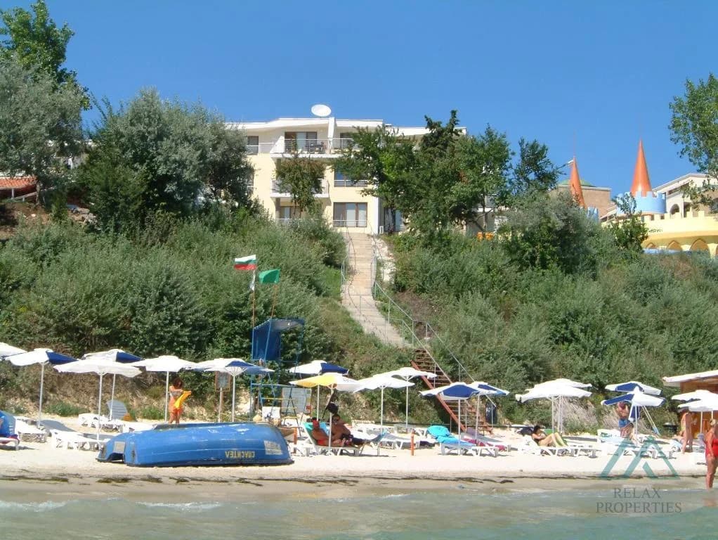 3-pokojový byt v první linii u moře, komplex Global City, Nessebar, Bulharsko - foto 24