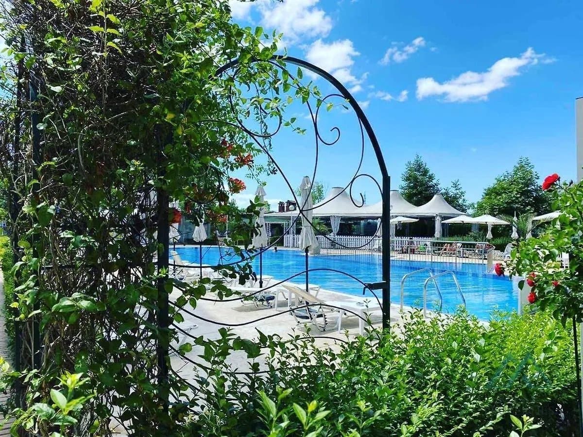 Prostorný apartmán s výhledem na bazén, Tarsis Club & SPA, 700 m od moře, Slunečné pobřeží - foto 19