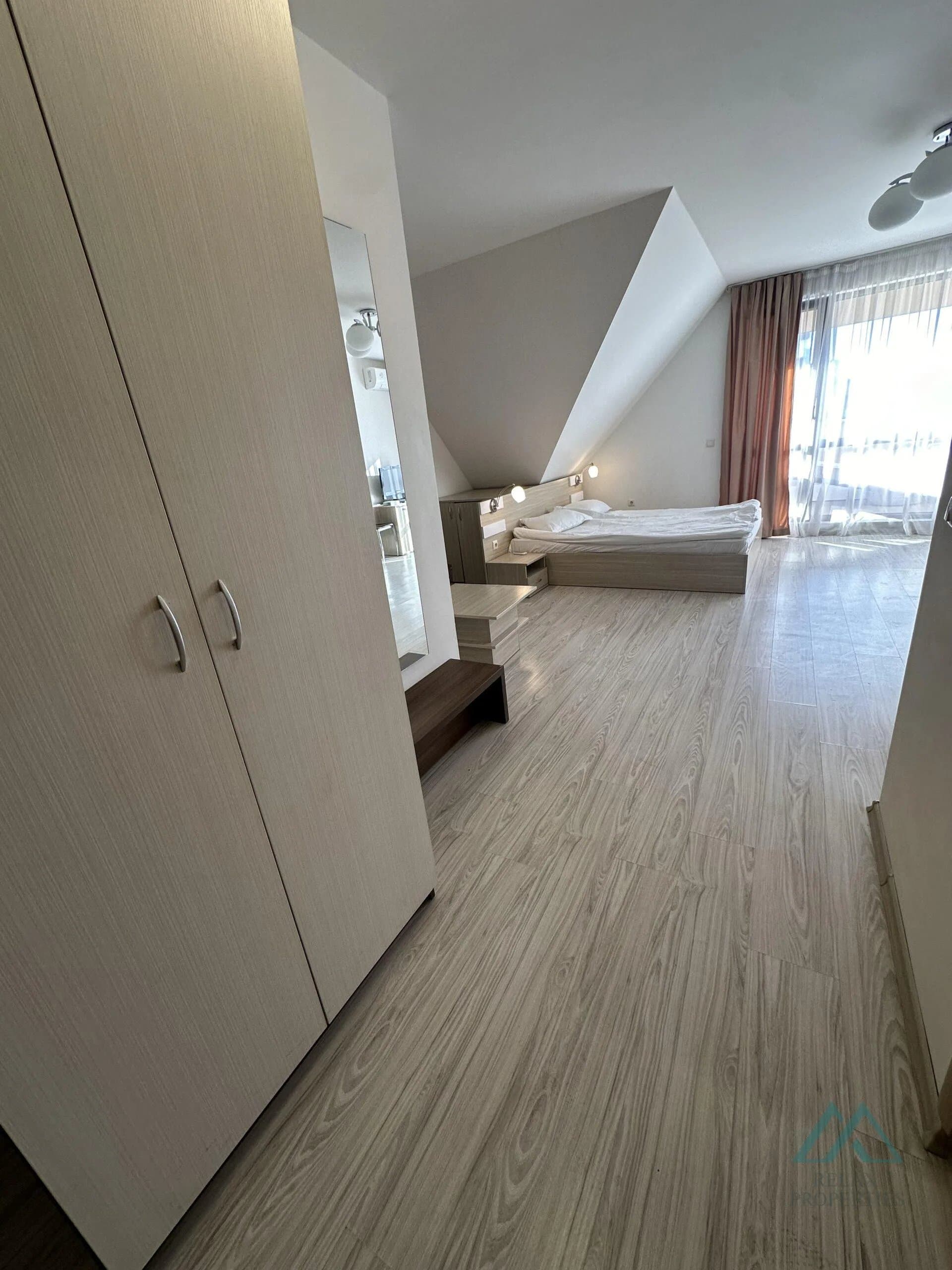 Prostorný apartmán s výhledem na bazén, Tarsis Club & SPA, 700 m od moře, Slunečné pobřeží - foto 9