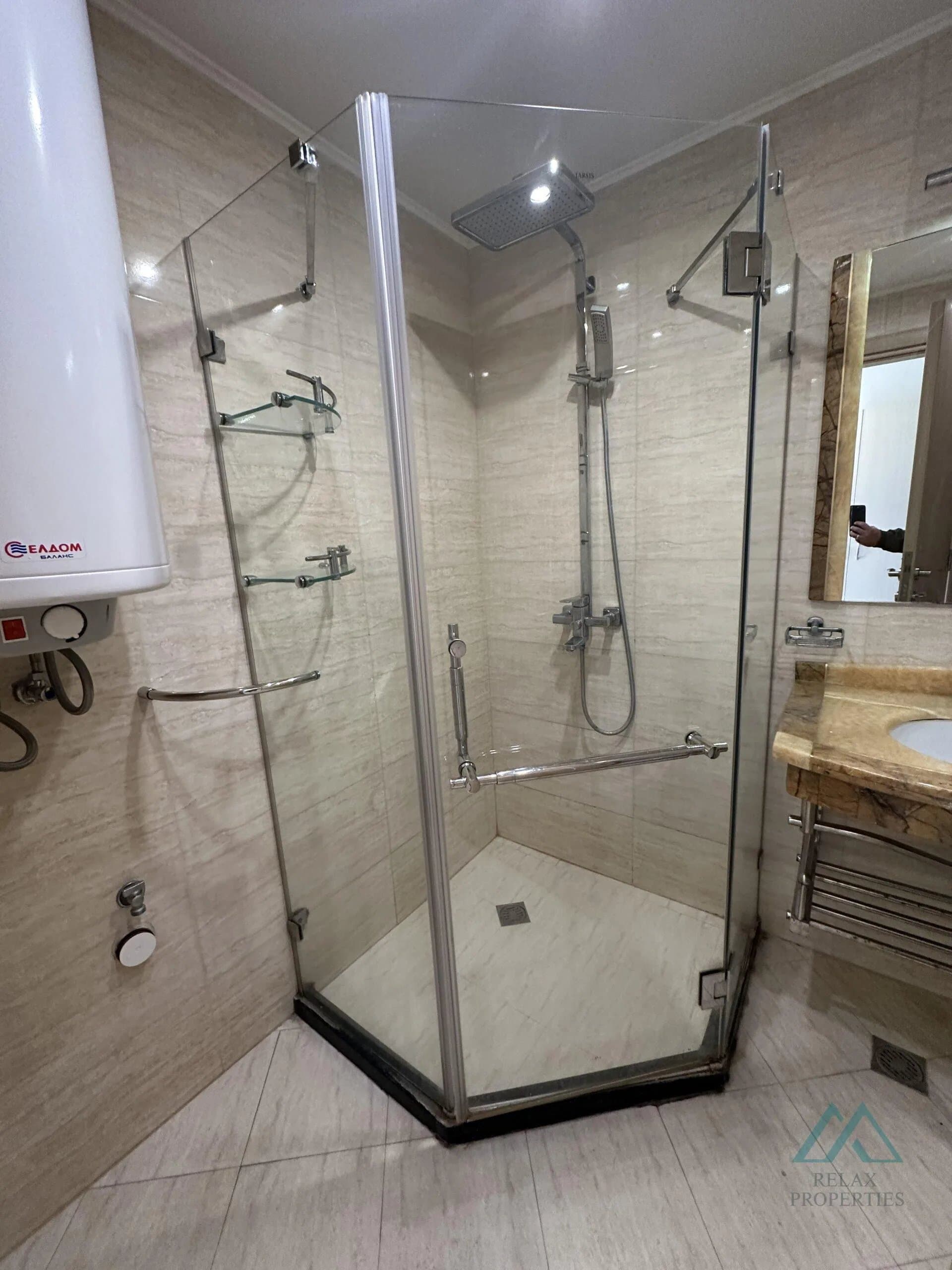 Prostorný apartmán s výhledem na bazén, Tarsis Club & SPA, 700 m od moře, Slunečné pobřeží - foto 13