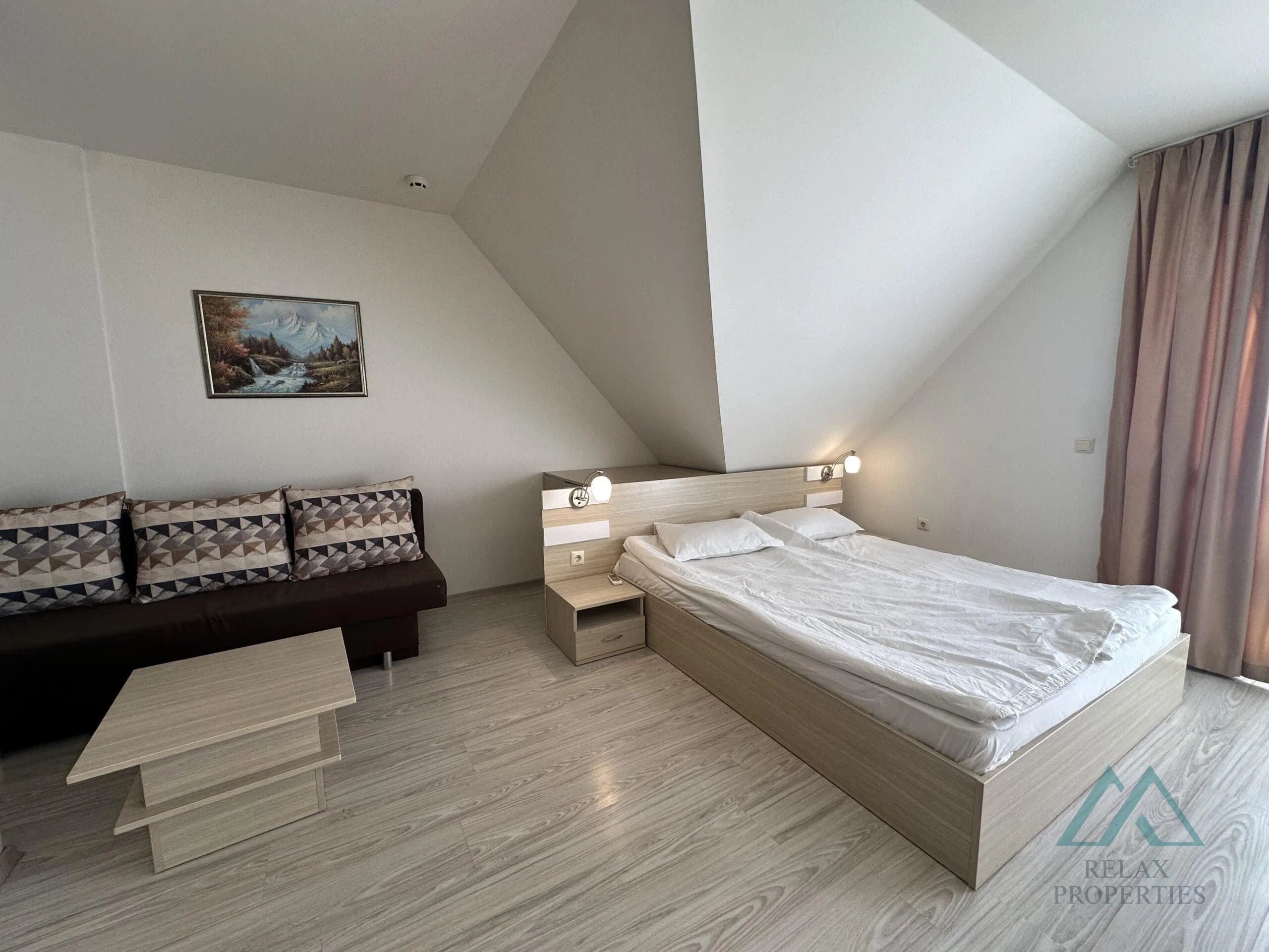 Prostorný apartmán s výhledem na bazén, Tarsis Club & SPA, 700 m od moře, Slunečné pobřeží - foto 8