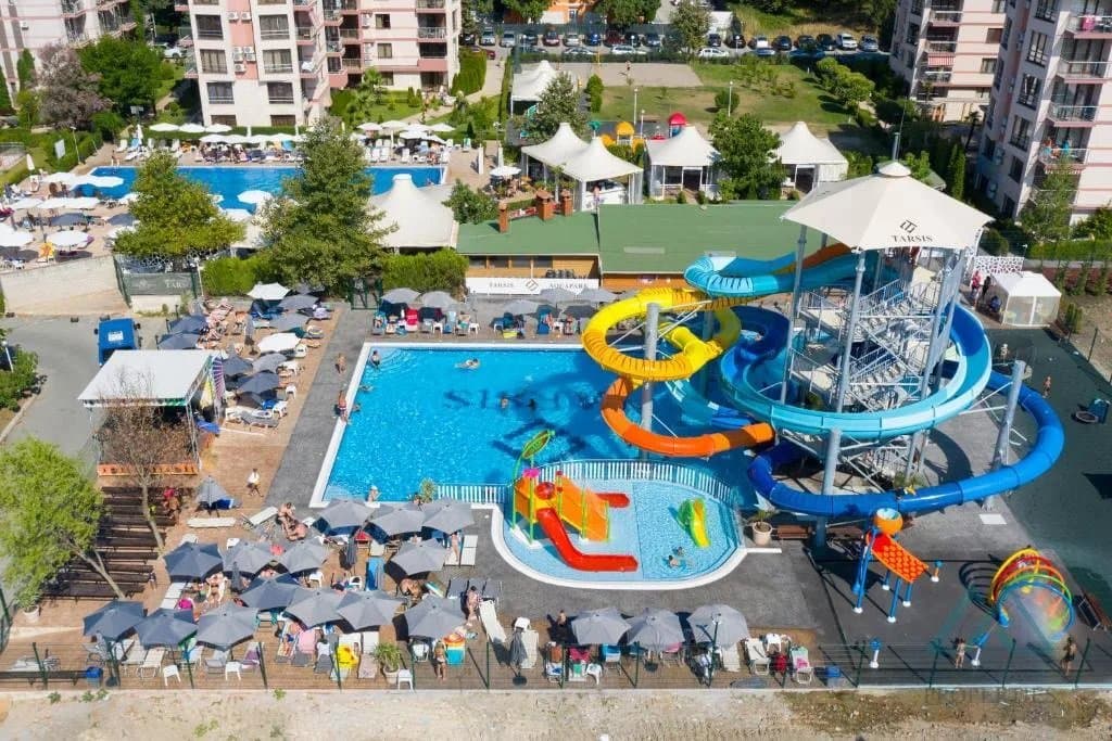 Prostorný apartmán s výhledem na bazén, Tarsis Club & SPA, 700 m od moře, Slunečné pobřeží - foto 16