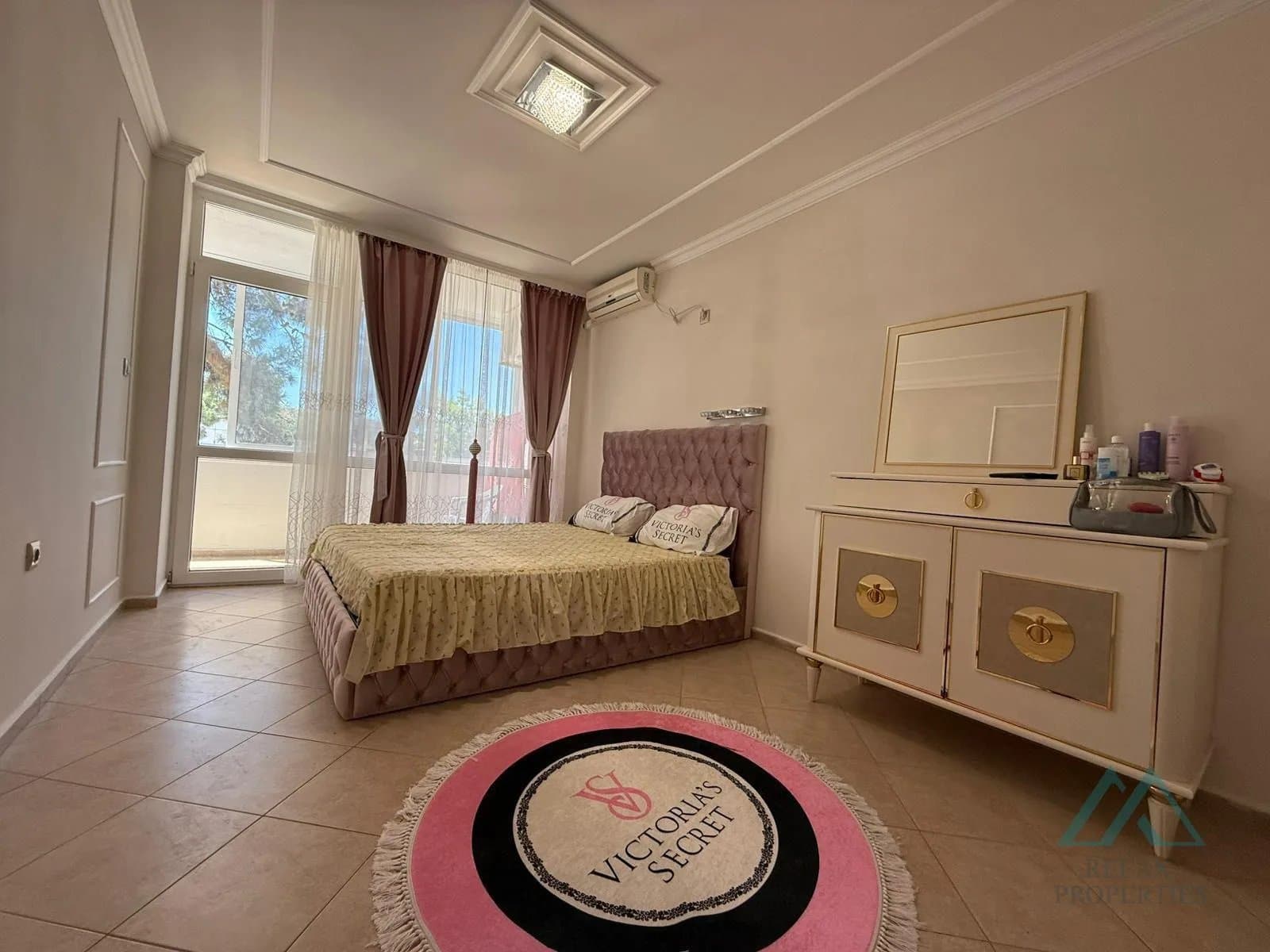 Luxusní ikonický hotel Kuban Resort & Aquapark, apartmán se 2 ložnicemi v centru Slunečného pobřeží, Bulharsko - foto 17