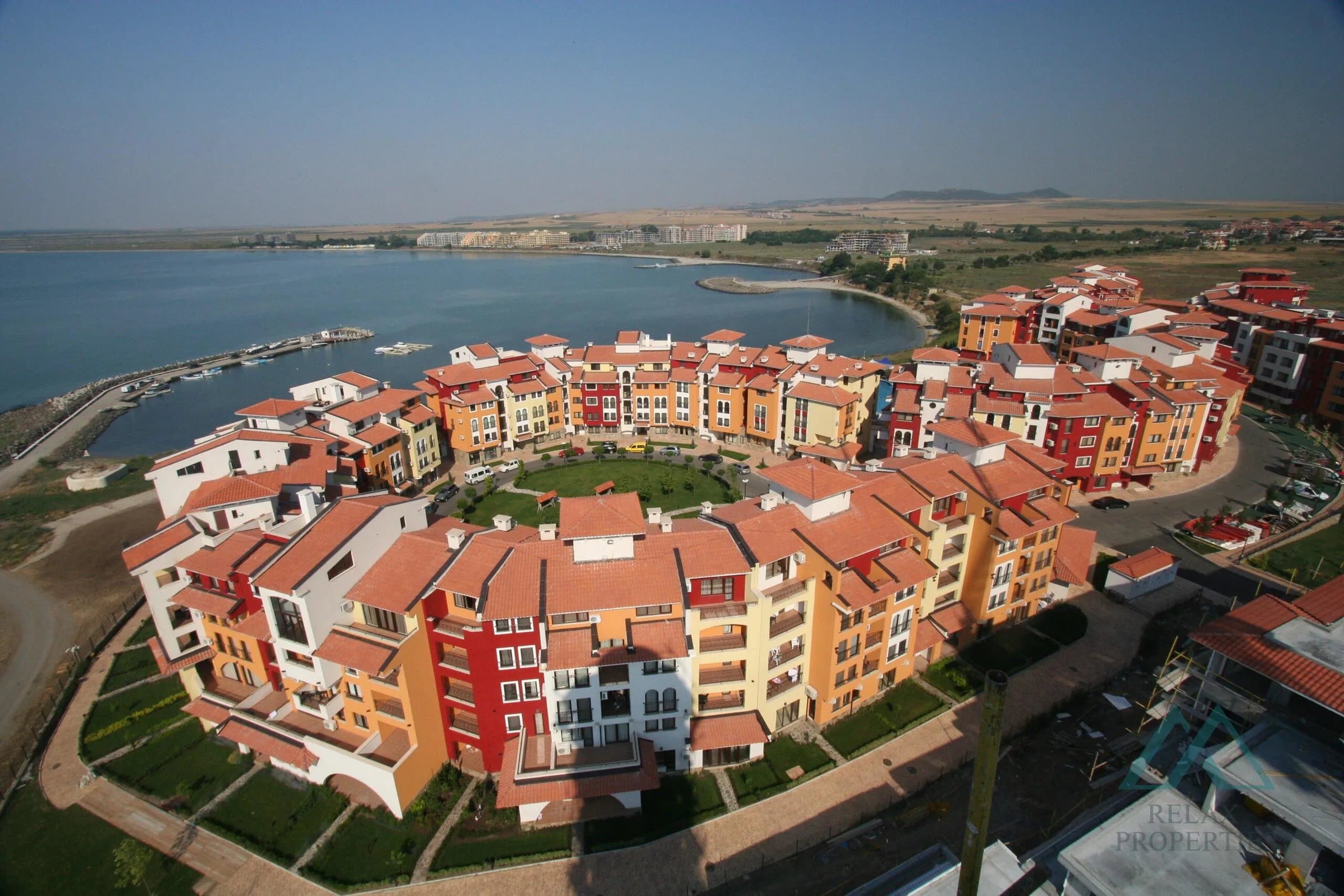 Nádherný apartmán v první linii v Marina Cape Town, Aheloy, Bulharsko - foto 1