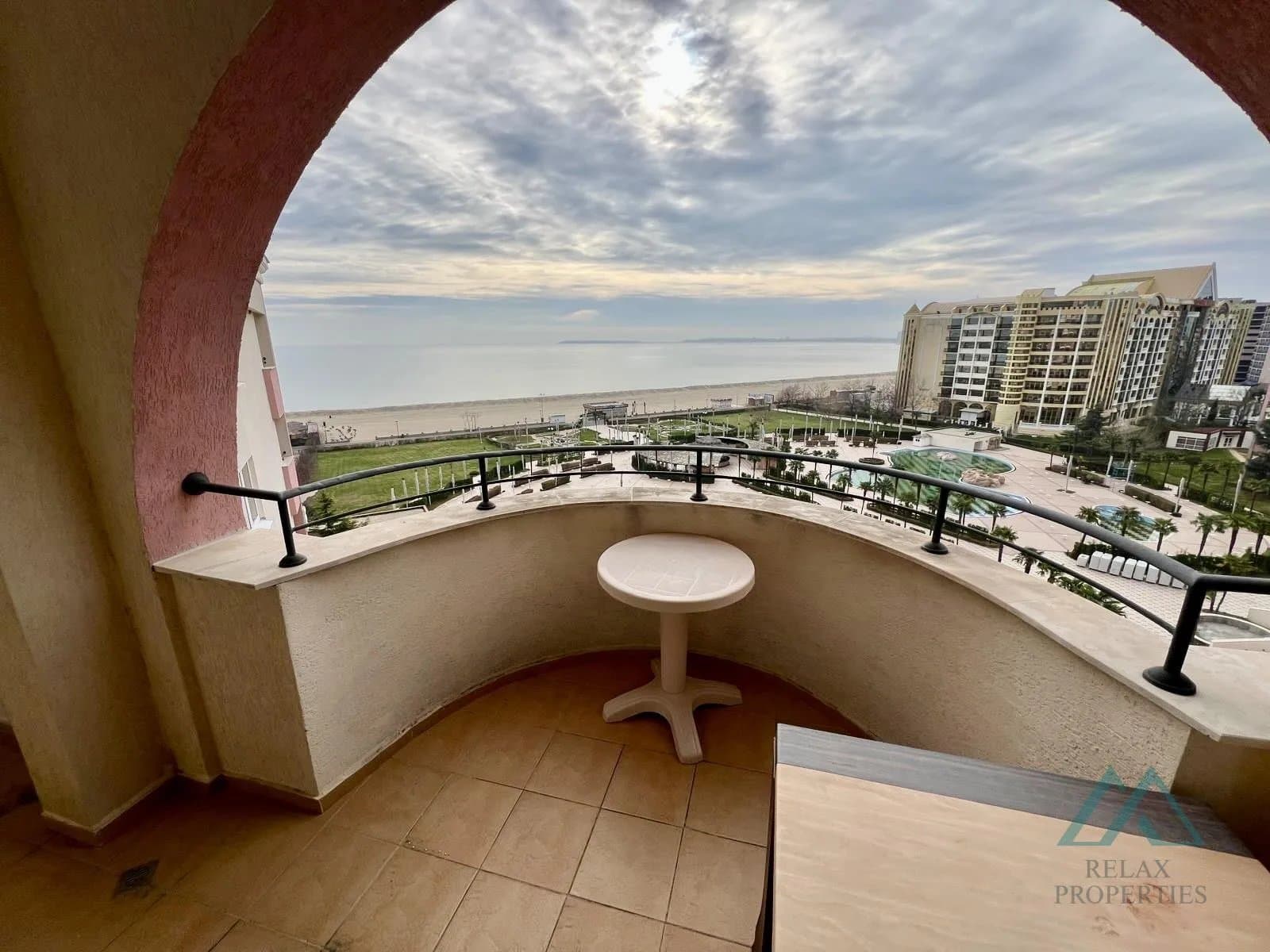 Luxusní apartmán se 2 ložnicemi a nádherným výhledem na moře, DIT Majestic Beach Resort, první linie, Slunečné pobřeží - foto 3