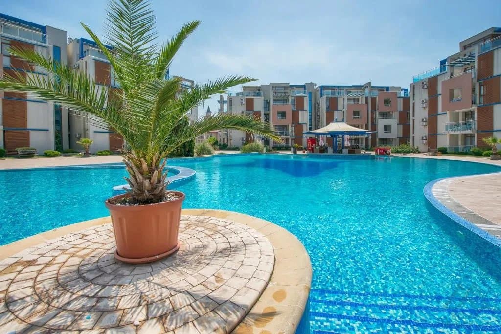 Prostorné studio s balkonem jen 300 m od pláže - Sun City 1, Slunečné pobřeží - foto 23