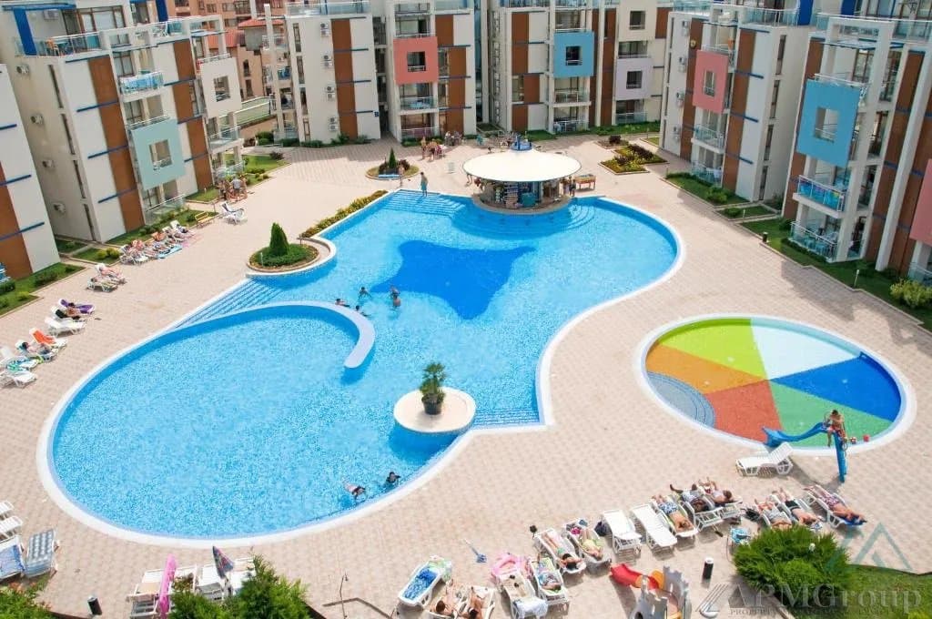 Prostorné studio s balkonem jen 300 m od pláže - Sun City 1, Slunečné pobřeží - foto 16