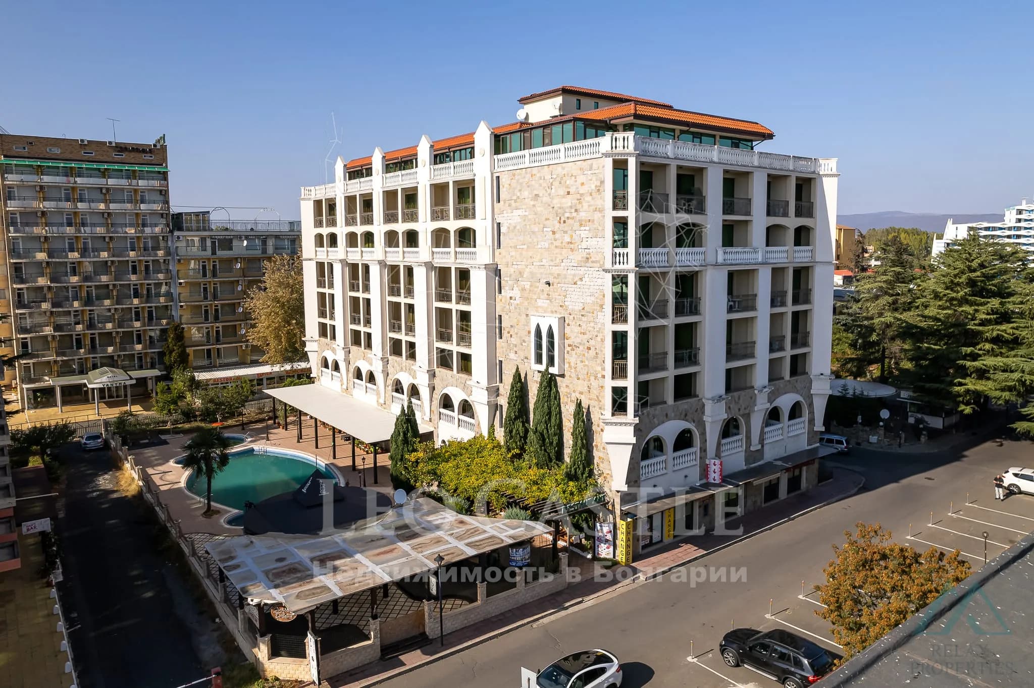 Prostorný 2 pokojový apartmán o rozloze 83,21 m², 2 koupelnami a výhledem na moře v komplexu Babylon na Slunečném pobřeží. - 5