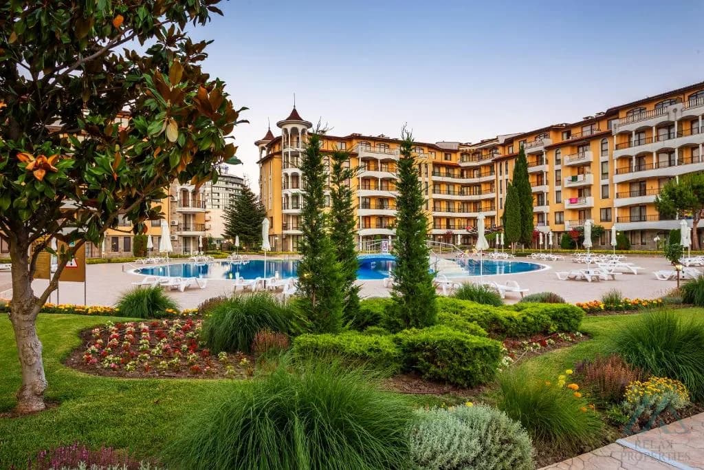 2 pokojový apartmán o rozloze 55 m² v prestižním komplexu Royal Sun na Slunečném pobřeží, 300 m od moře - foto 18