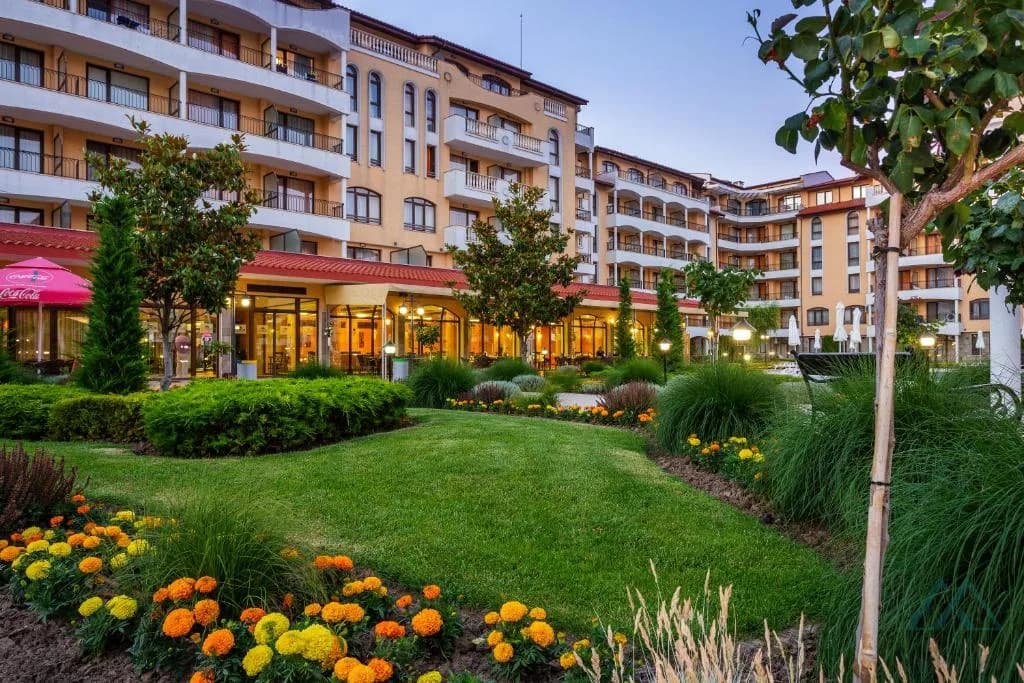 2 pokojový apartmán o rozloze 55 m² v prestižním komplexu Royal Sun na Slunečném pobřeží, 300 m od moře - foto 20