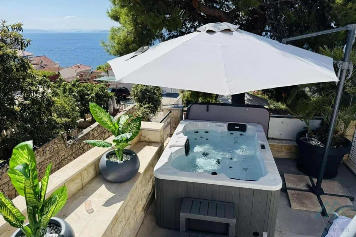 Apartmánový dům s panoramatickým výhledem na moře, ostrov Čiovo - Dalmácie - foto 18