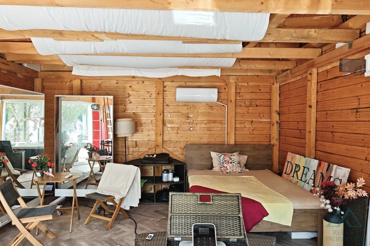 Novostavba domu se 2 apartmány, zahradou a parkovištěm, Kaštel Lukšić - Dalmácie - foto 16