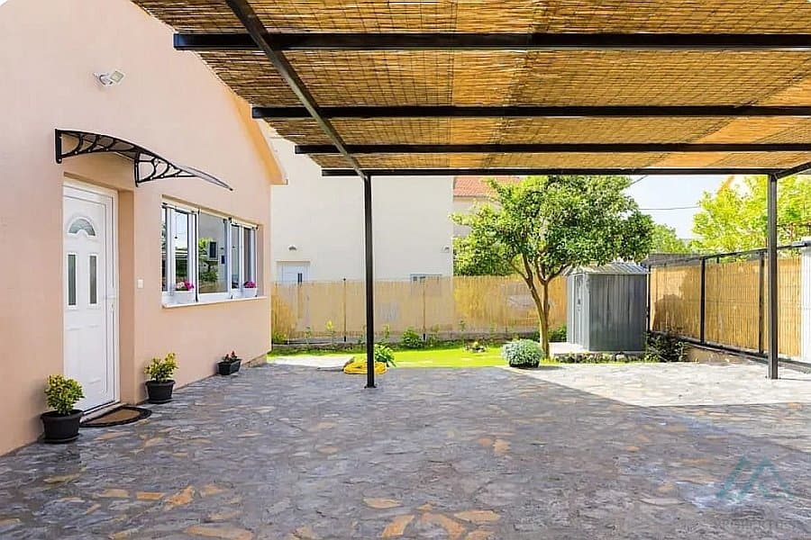 Přízemní dům s bazénem v blízkosti centra, Trogir - Dalmácie - foto 19