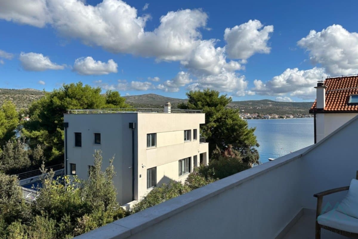 apartmán 3+kk u pláže a výhledem na moře, Rogoznica - Dalmácie - 2