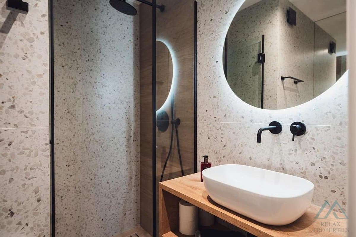 Vila se dvěma apartmány a bazénem, Rogoznica - Dalmácie - foto 15