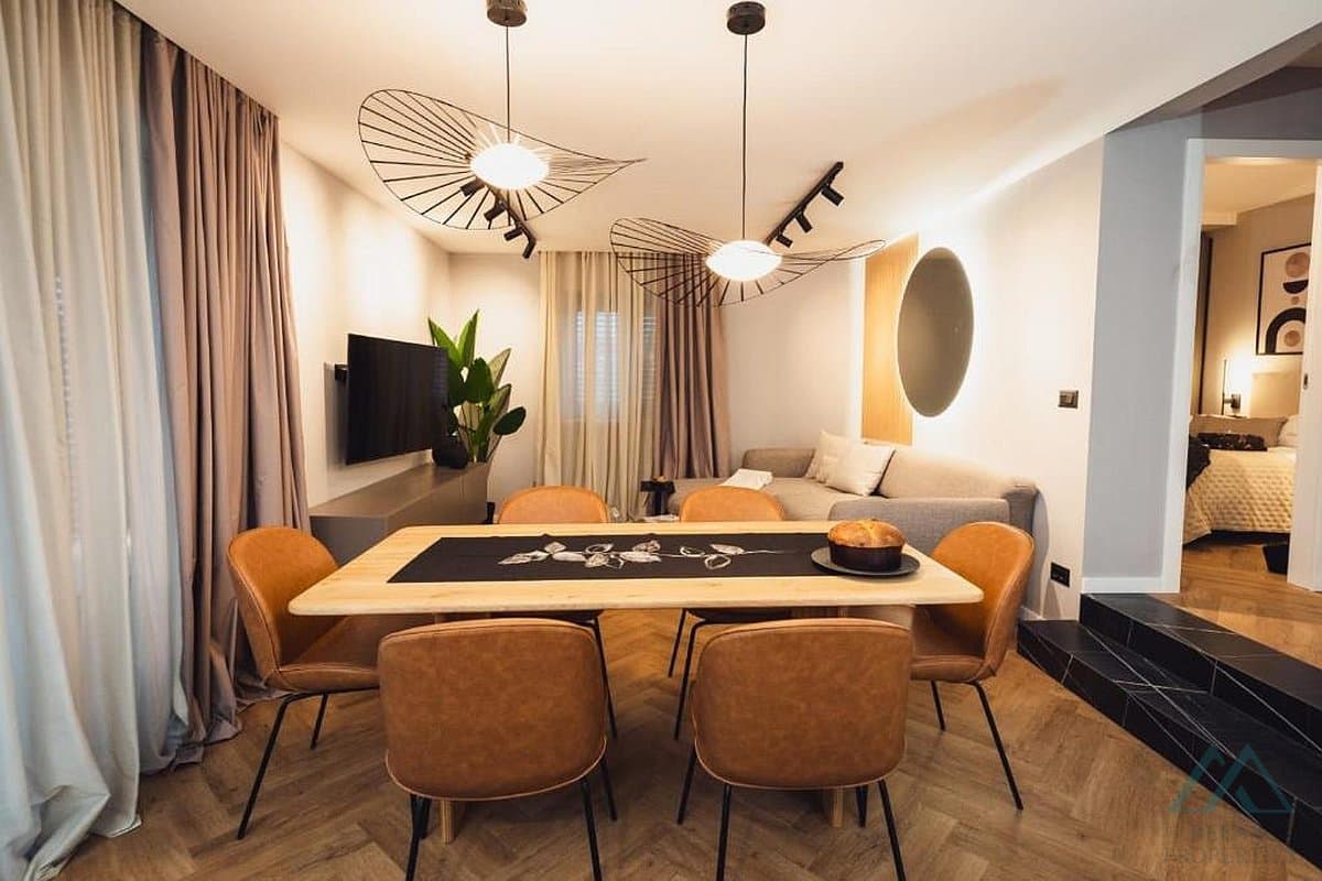 Vila se dvěma apartmány a bazénem, Rogoznica - Dalmácie - foto 10