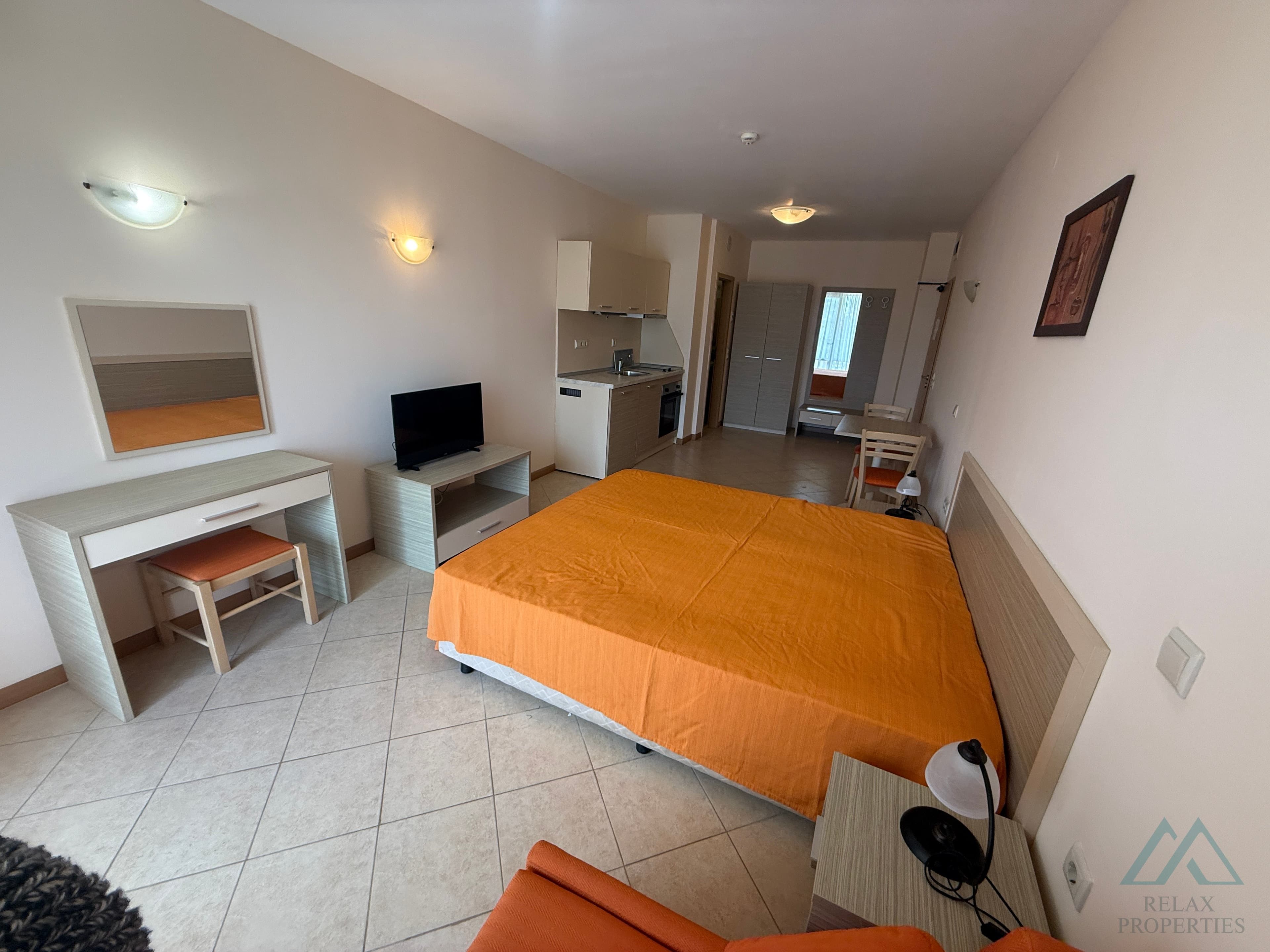 Skvělá cena! Apartmán v Royal Sun, 300 m od moře, Slunečné pobřeží - 4