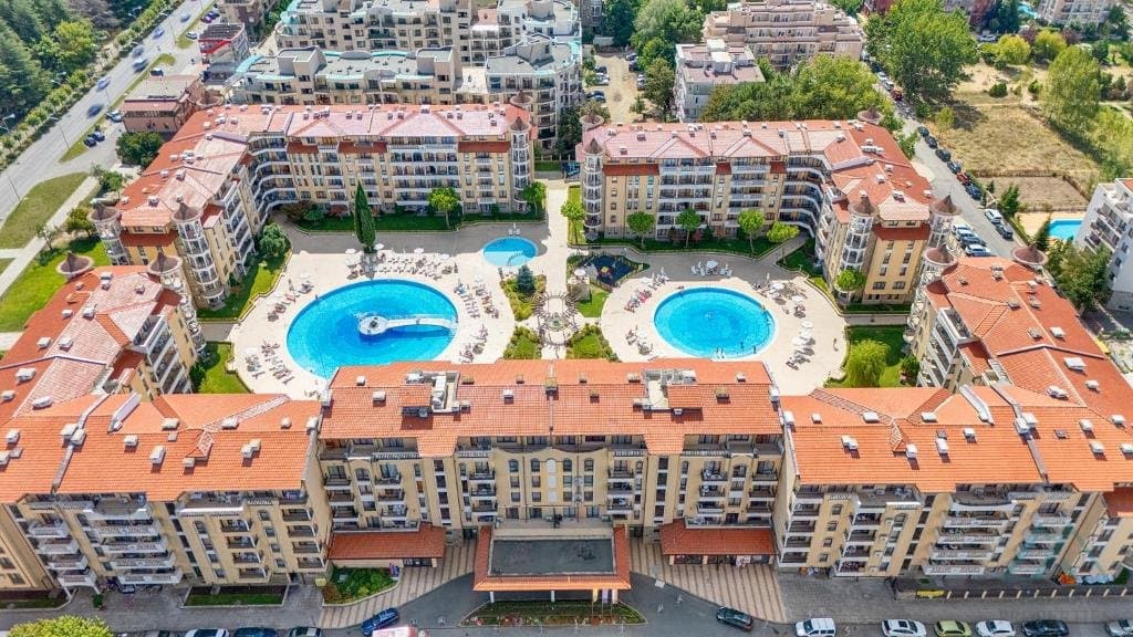 Skvělá cena! Apartmán v Royal Sun, 300 m od moře, Slunečné pobřeží - foto 8