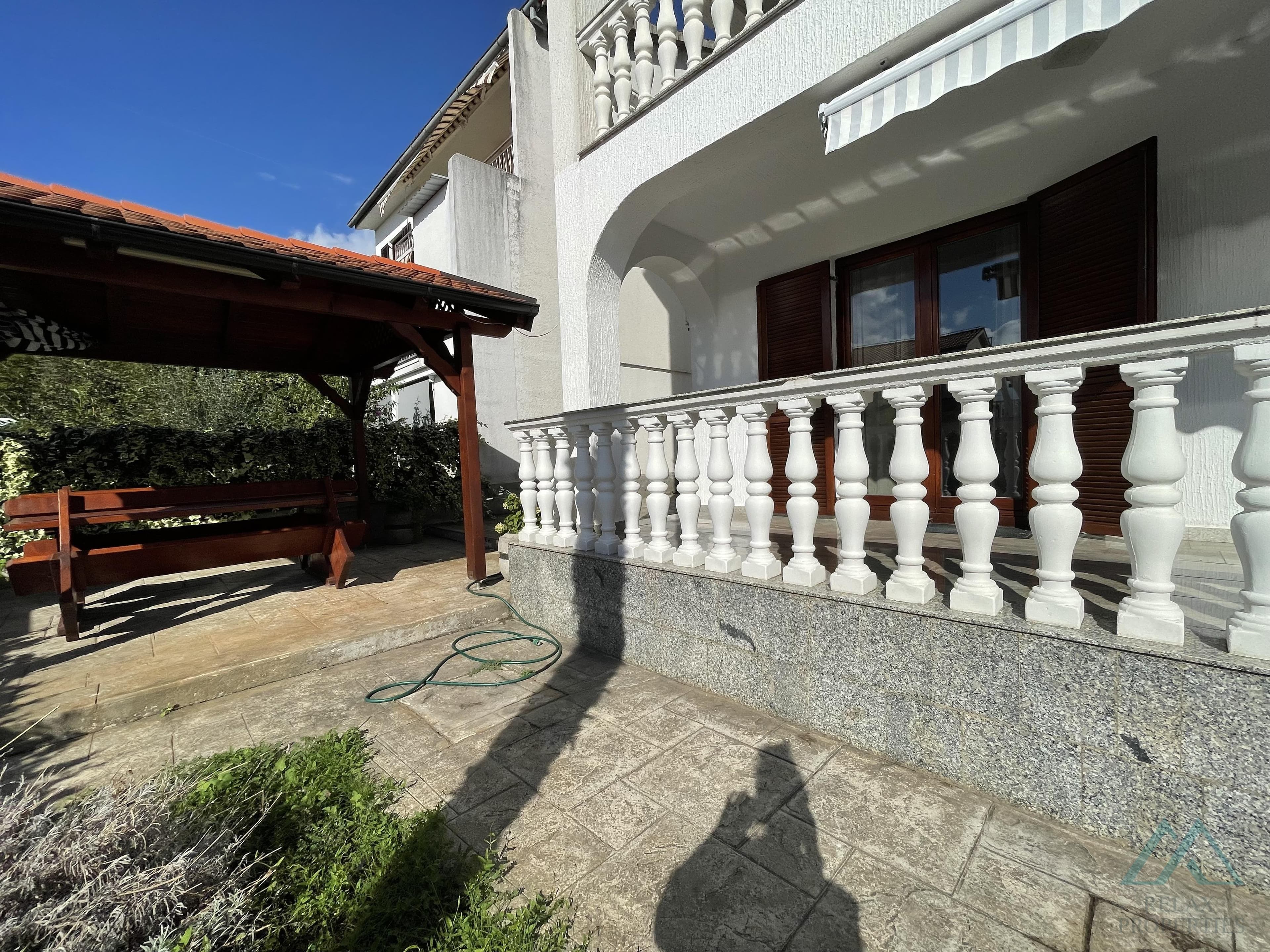 apartmán 2+kk, vlastní zahradou, ostrov Krk - Malinska, 350 m od moře - 3