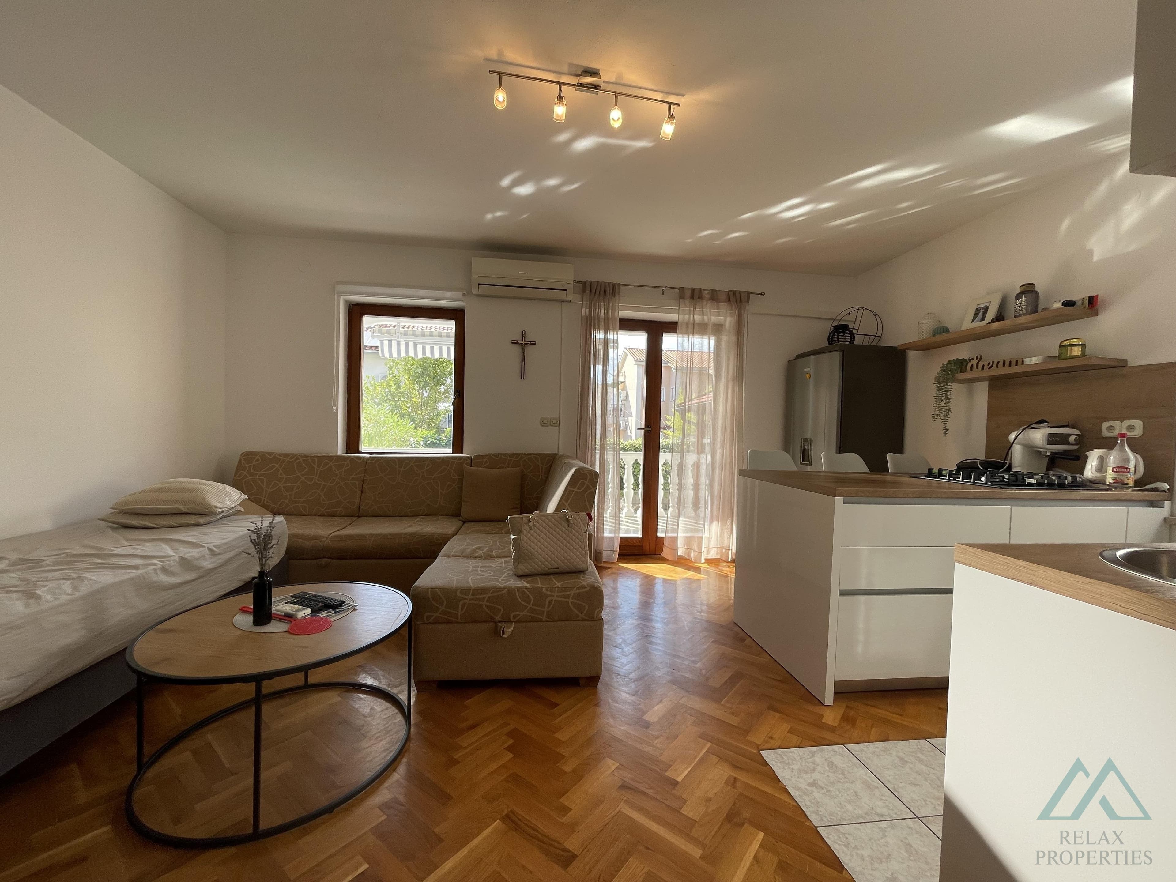 apartmán 2+kk, vlastní zahradou, ostrov Krk - Malinska, 350 m od moře - foto 6