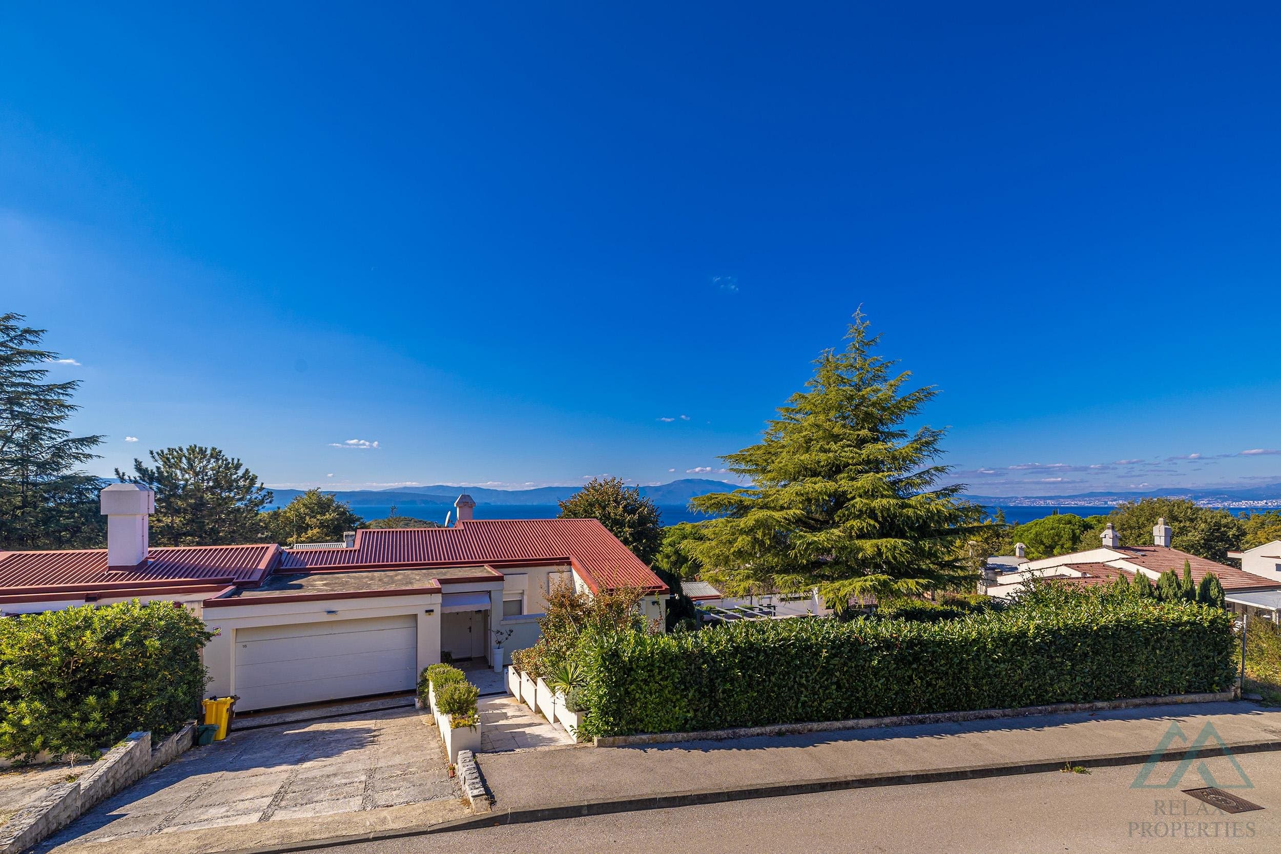 Dům s výhledem na moře a zahradou, 400 m od moře, Njivice, ostrov Krk - 2