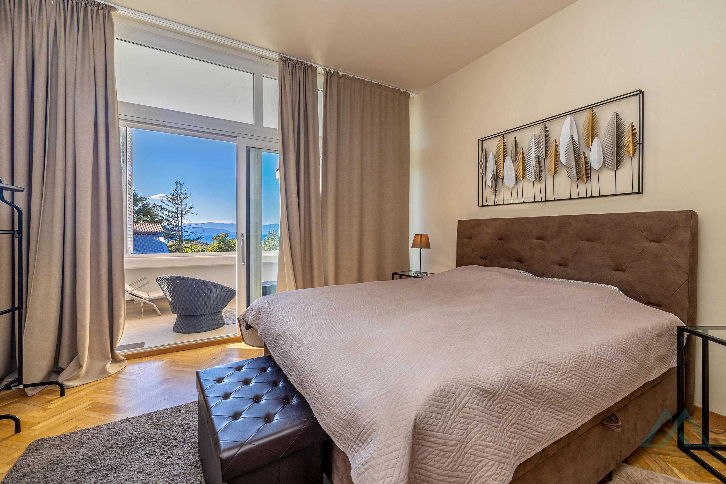 Dům s výhledem na moře a zahradou, 400 m od moře, Njivice, ostrov Krk - foto 26