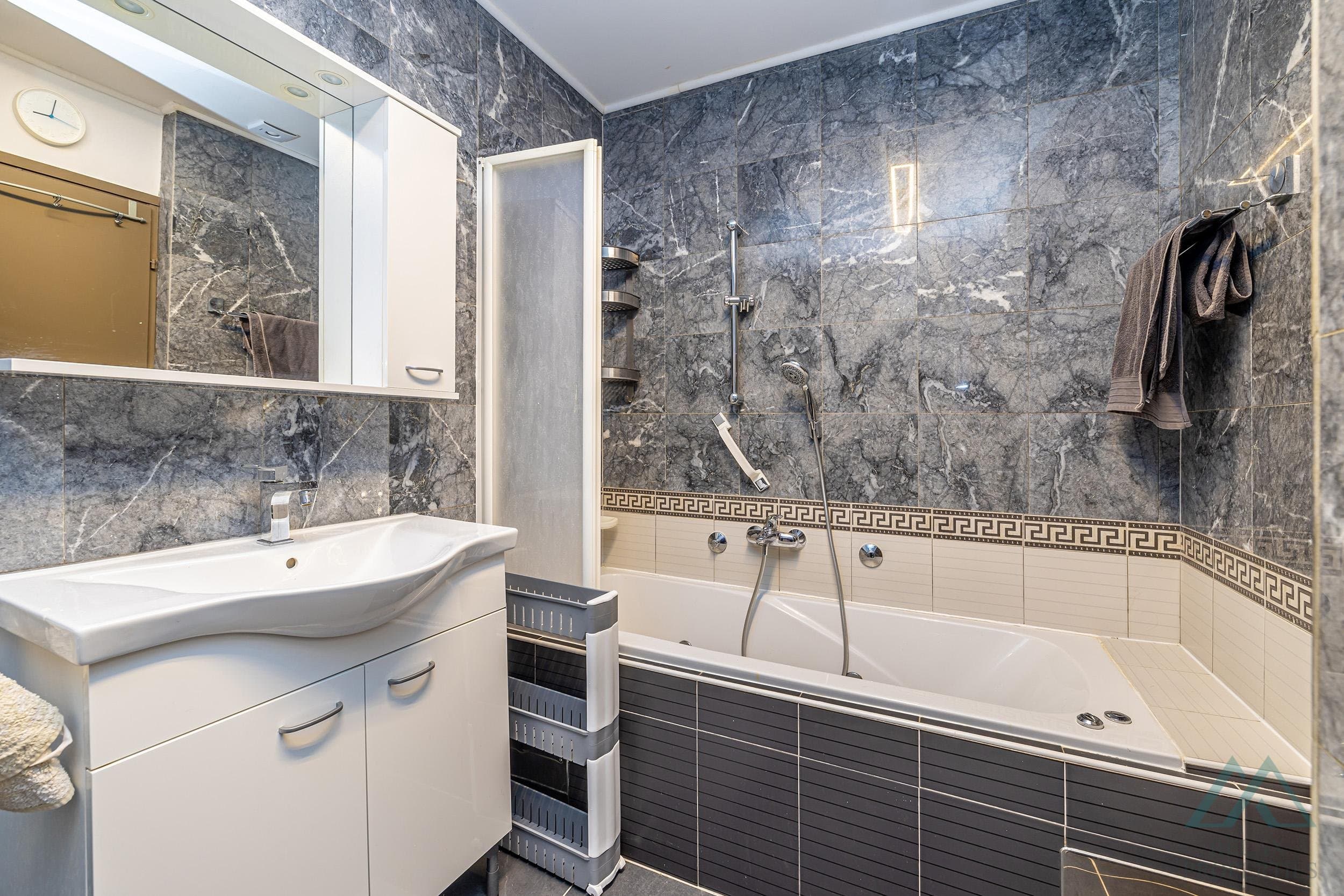 Dům s výhledem na moře a zahradou, 400 m od moře, Njivice, ostrov Krk - foto 30