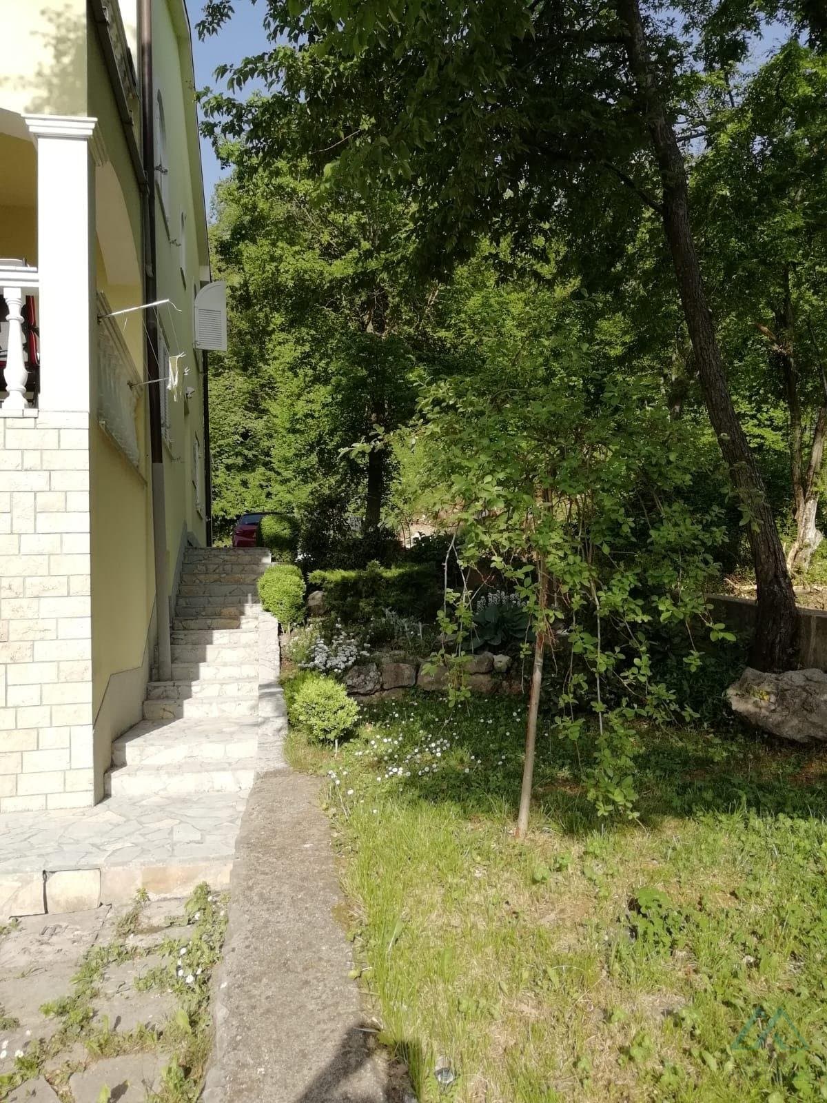 Samostatně stojící dům jen 200 m od moře, Omišalj, ostrov Krk - foto 8