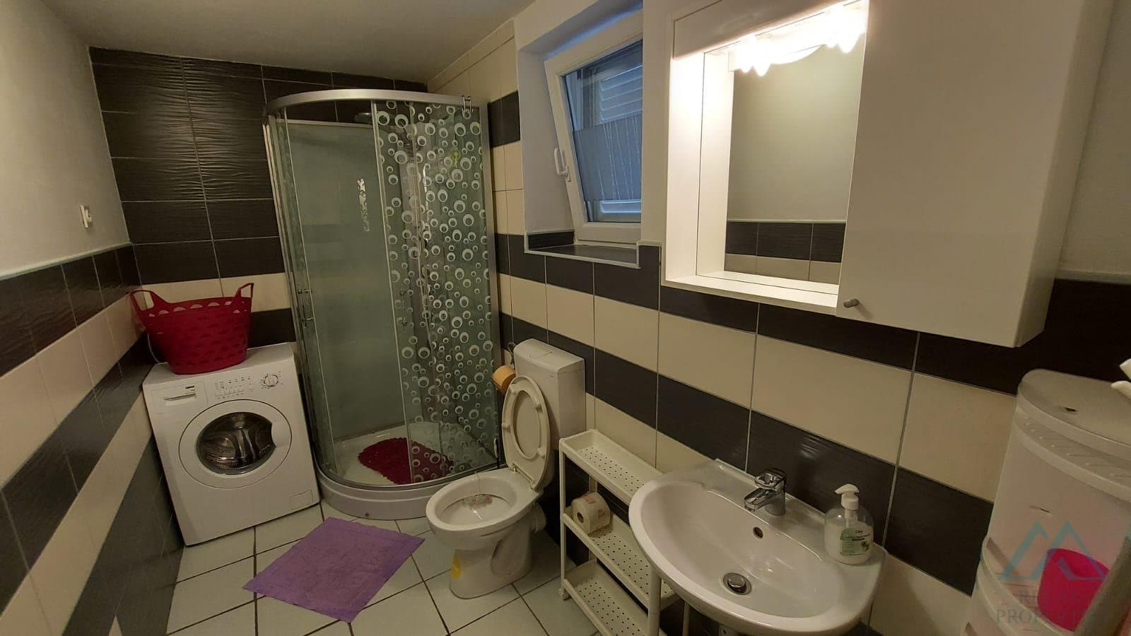 Samostatně stojící dům jen 200 m od moře, Omišalj, ostrov Krk - foto 14