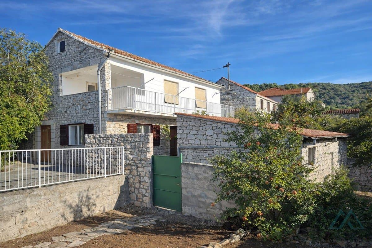 Dům s výhledem na moře - ostrov ostrov Drvenik Veli, 200 m od moře - foto 10