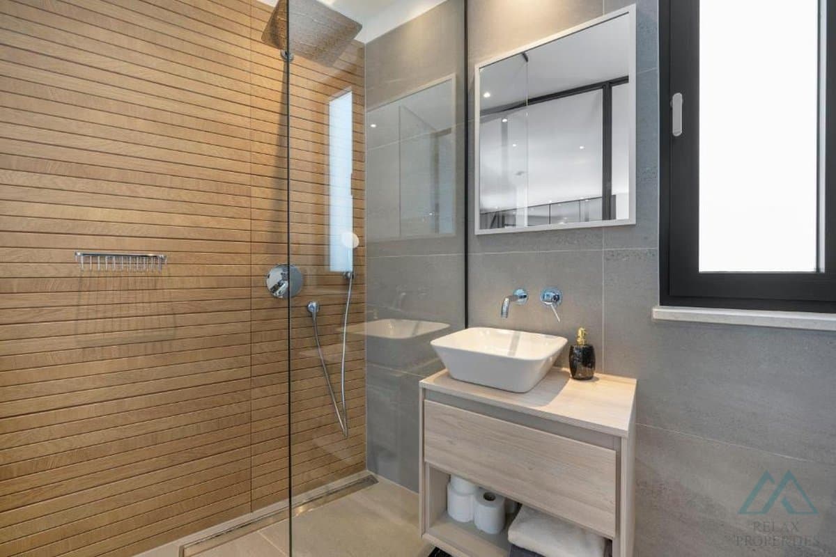 Luxusní vila s bazénem a výhledem na moře - Čiovo, Dalmácie - foto 11