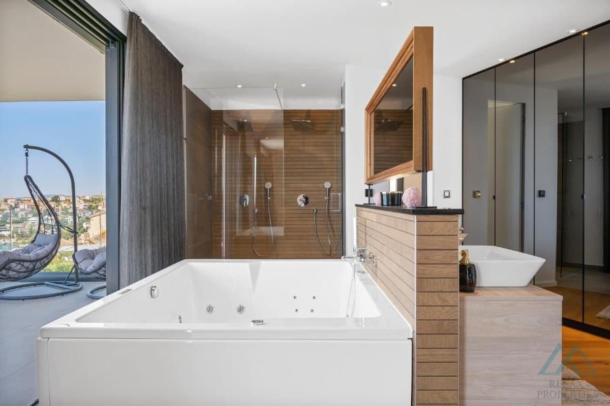 Luxusní vila s bazénem a výhledem na moře - Čiovo, Dalmácie - foto 15