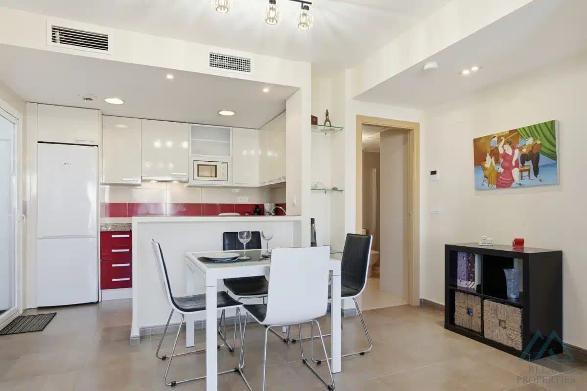 apartmán se 3 ložnicemi v nejvyšším patře, s panoramatickým výhledem na moře, 74 m², v Azul Beach, La Mata, exkluzivní nabídka - foto 5