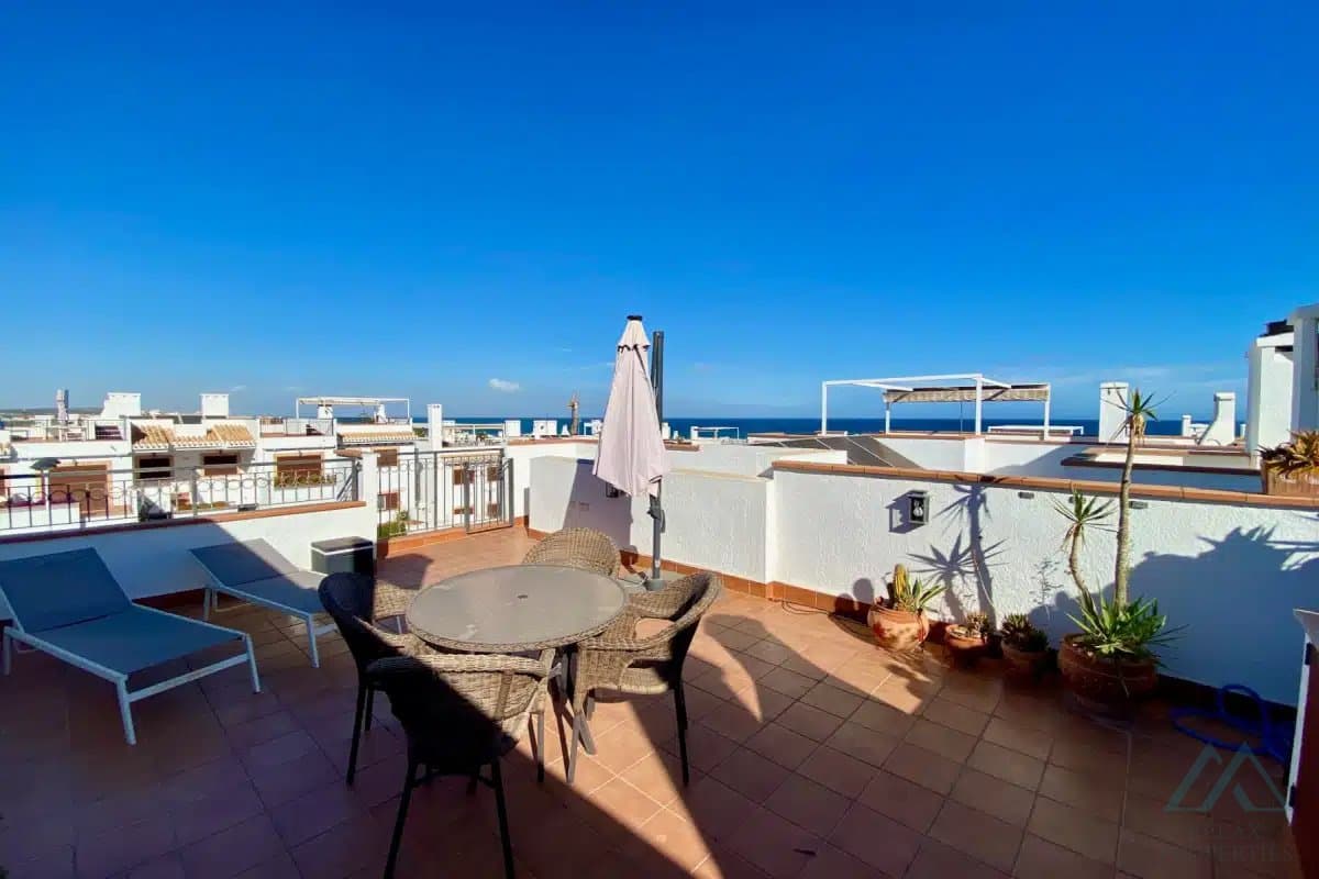 apartmán se 3 ložnicemi v nejvyšším patře, s panoramatickým výhledem na moře, 74 m², v Azul Beach, La Mata, exkluzivní nabídka - foto 24