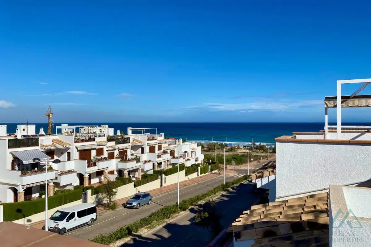 apartmán se 3 ložnicemi v nejvyšším patře, s panoramatickým výhledem na moře, 74 m², v Azul Beach, La Mata, exkluzivní nabídka - foto 29