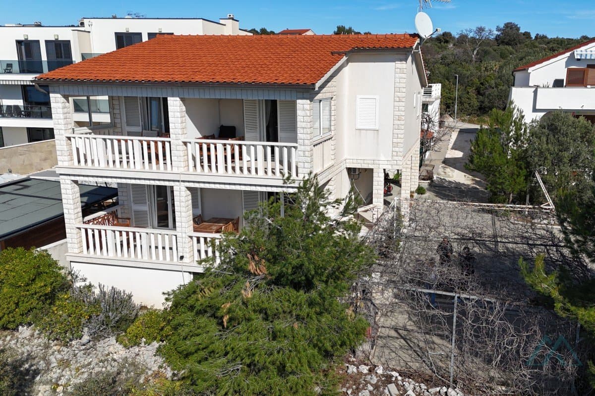 Samostatně stojící dům s výhledem na moře - Rogoznica, Dalmácie - foto 8