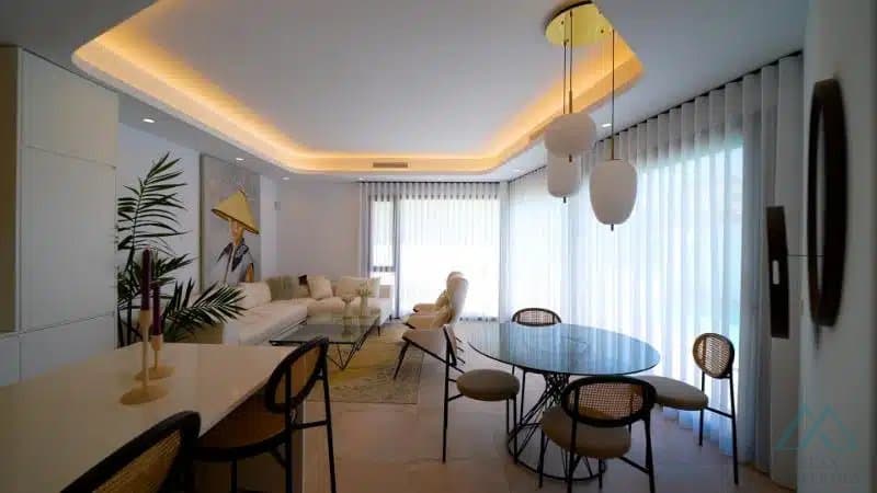 Vila se 3 ložnicemi ve Villa Le Mans, Los Altos s vlastním bazénem - foto 2