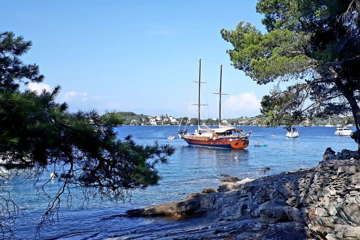 Apartmán u pláže na ostrově Šolta - Nečujam, 40 m od moře, Chorvatsko - 1