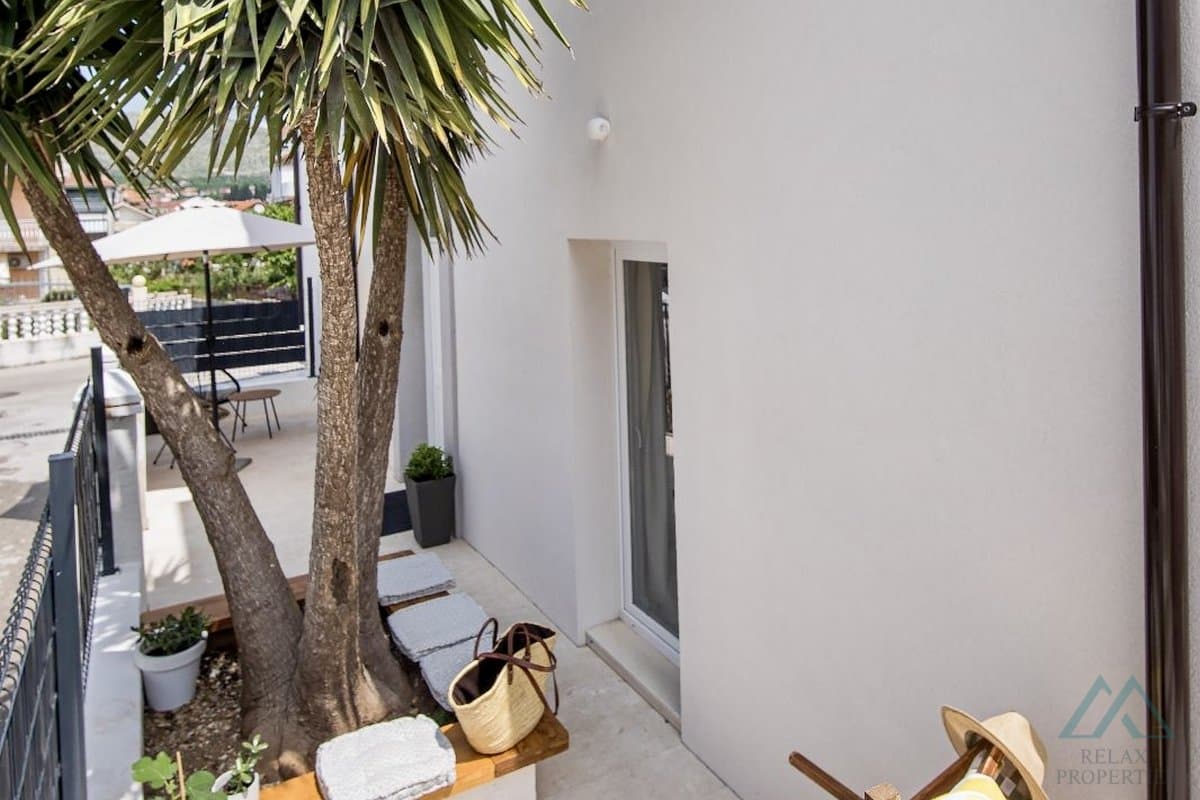 Moderní apartmánový dům s 6 jednotkami - Trogir, 150 m od moře, výborná investice - 3