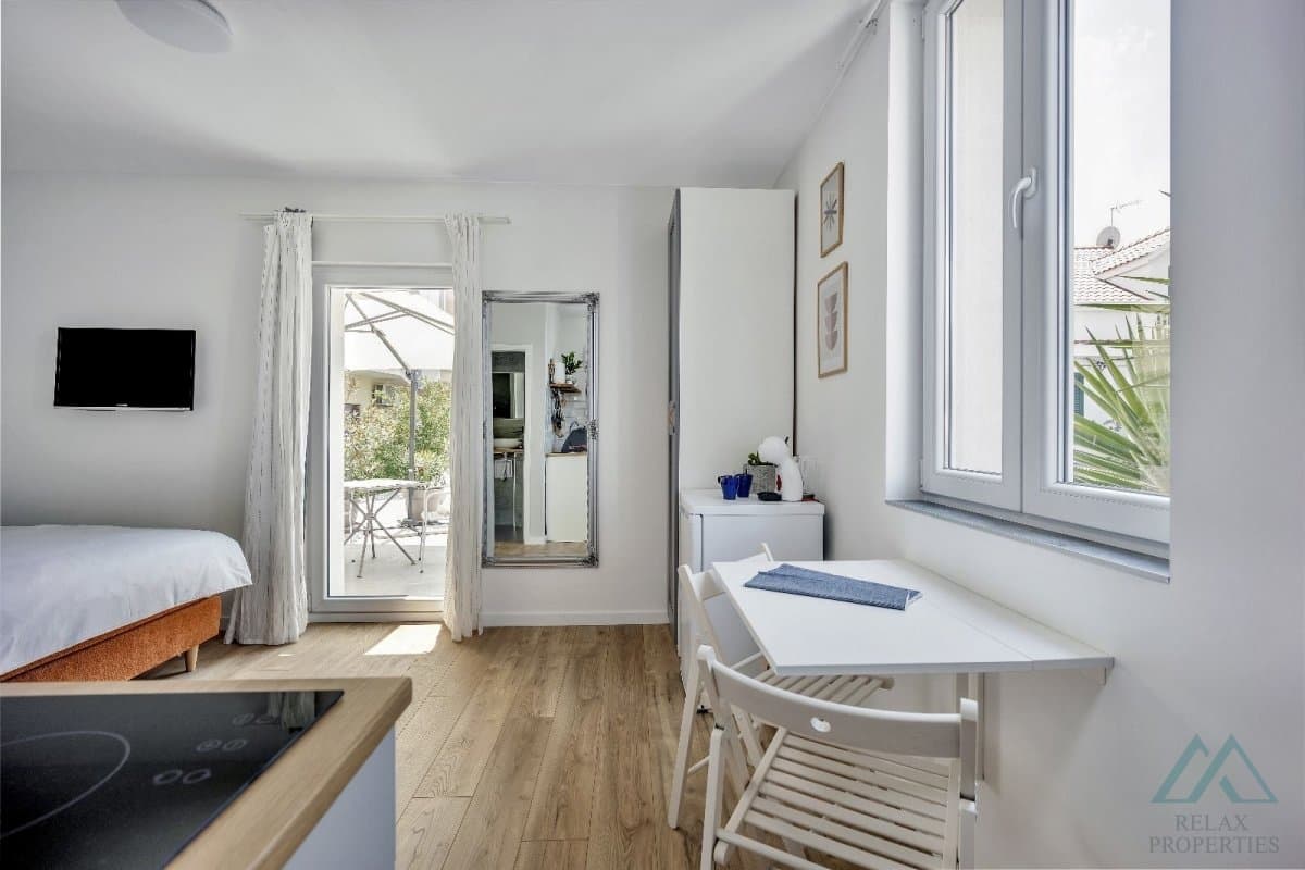 Moderní apartmánový dům s 6 jednotkami - Trogir, 150 m od moře, výborná investice - foto 15