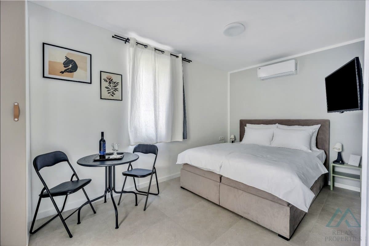 Moderní apartmánový dům s 6 jednotkami - Trogir, 150 m od moře, výborná investice - foto 19