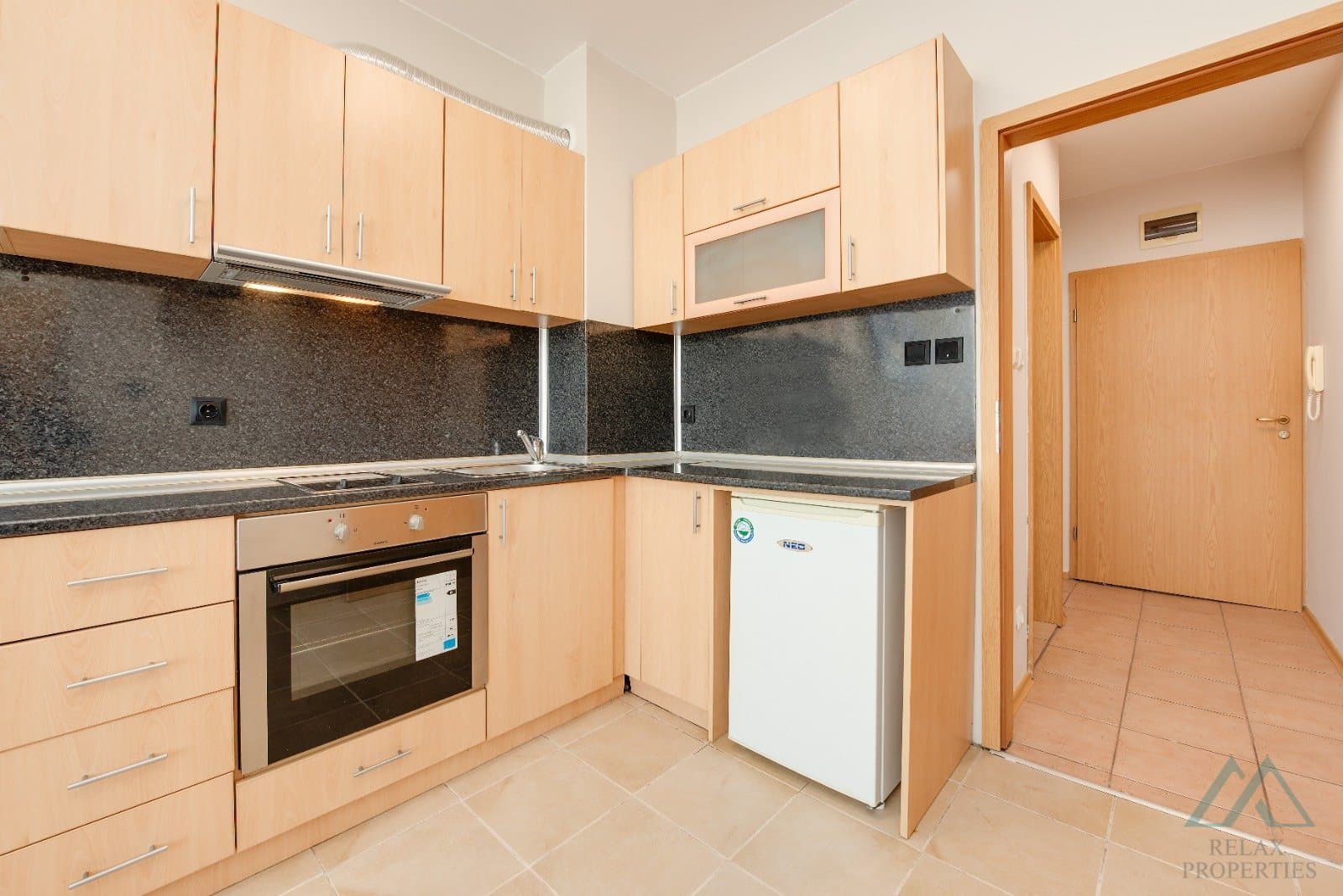 Studio v první linii u moře s výhledem na bazén - Oasis, Ravda, Bulharsko, jen 20 m od pláže - 4